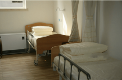 <b>冬季室内温度不低于</b>